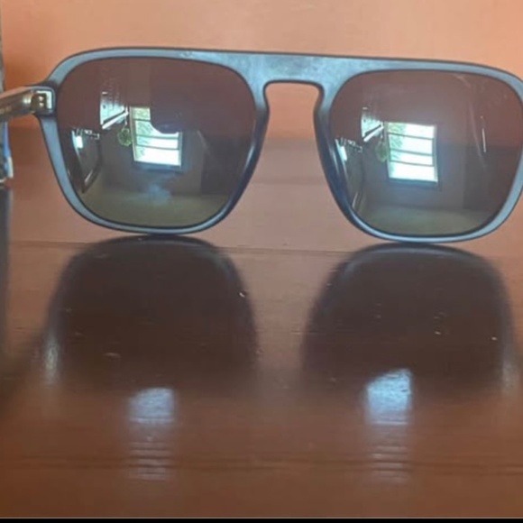 Blenders Mens Stay Psyched Polarized Sunglasses NEW! - Picture 3 of 8